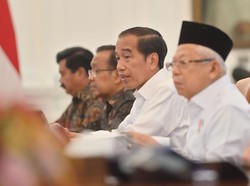 Uang Pensiun Seumur Hidup-Fasilitas buat Jokowi & Maruf Amin Usai Lengser