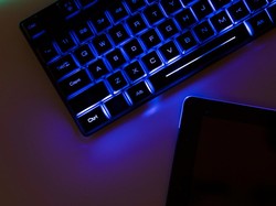 Ini Cara Menyalakan Lampu Keyboard Laptop dari Berbagai Merek