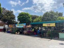 Berburu Makanan Khas Sekaten Jogja: Sego Gurih-Endog Abang