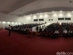 Beri Dukungan, Sekolah Putri Ariani Nobar AGT 2023