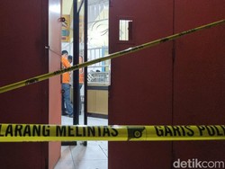 Detik-detik Pria Misterius Tusuk Penjaga Toko Emas, Sempat Terjadi Duel