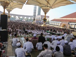 Bacaan Doa ketika Maulid Nabi Muhammad SAW Lengkap: Arab, Latin, dan Artinya