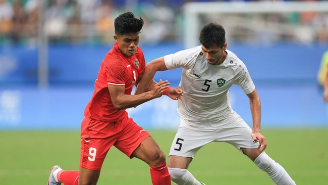 Pelatih Timnas Indonesia U-24 Indra Sjafri menjawab efek kehadiran Ramadhan Sananta saat melawan Uzbekistan di babak 16 besar, Kamis (28/9).