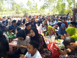 Peringati Maulid Nabi, Warga Lereng Merapi Boyolali Gelar Tradisi Sadranan