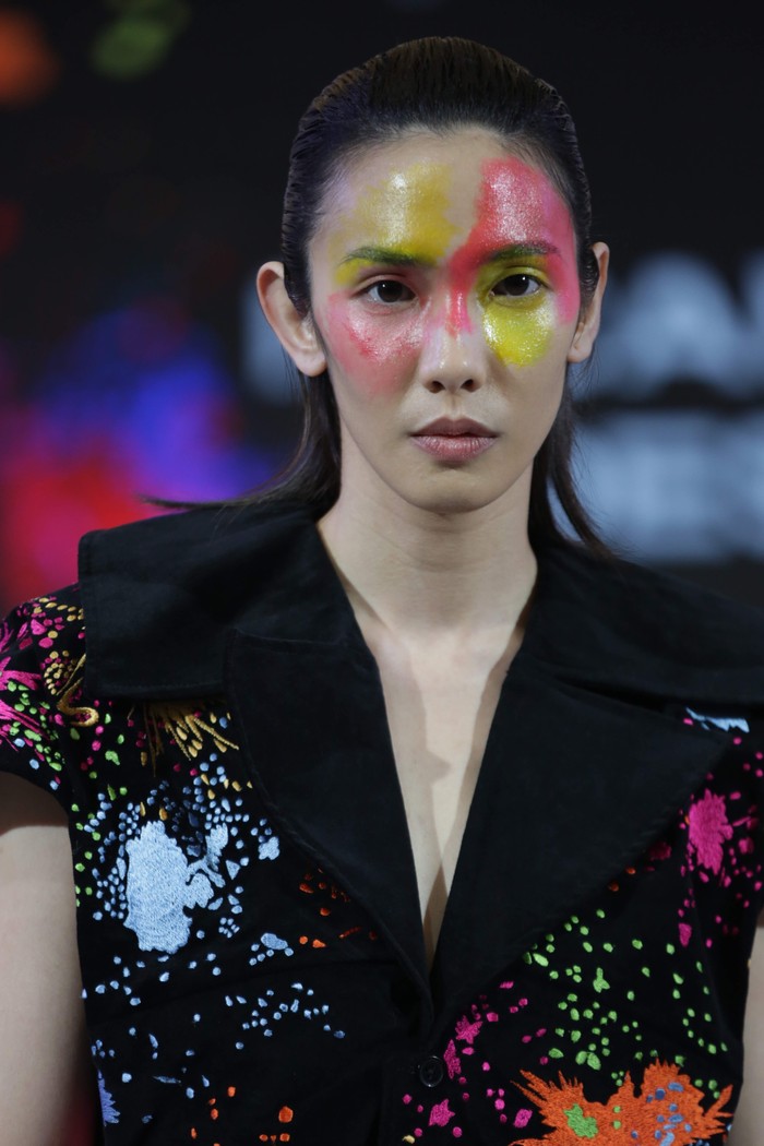 Incandescent, Kolaborasi Make Over x Tities Saputra