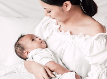 Bisakah Menyusui Bayi yang Lahir dari Ibu Pengganti? Begini Kata Pakar