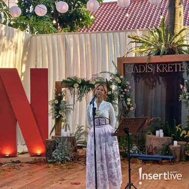 Isi Soundtrack 'Gadis Kretek', Nadin Amizah Bawakan Lagu Legendaris Chrisye