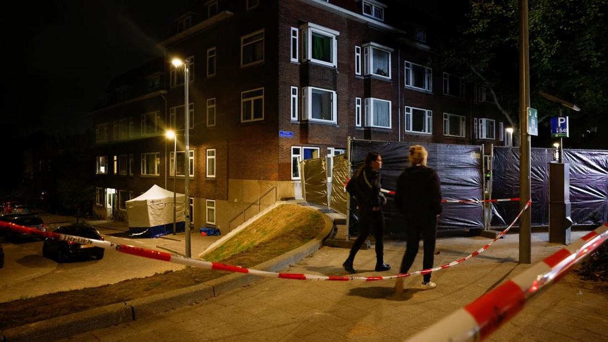 FOTO: Horor Penembakan di Rotterdam, Dua Orang Tewas