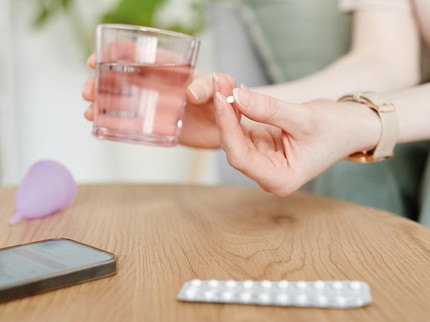 Bolehkah Minum Pil KB saat Haid? Simak Kata Dokter