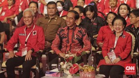 Jokowi soal Jadi Ketum PDIP: Ada Mbak Puan, Ada Mas Prananda