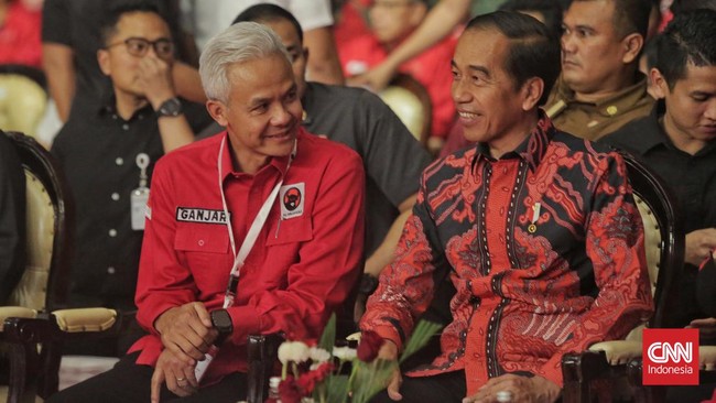 Ganjar Pranowo menyatakan PDIP dan Presiden Jokowi sudah berada di persimpangan jalan setelah nyaris sepuluh tahun bersama.