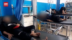 VIDEO: Diduga Jajan Aci Mini, 34 Siswa SD Keracunan, 1 Tewas