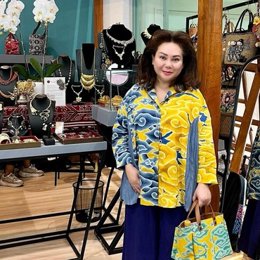 7 Potret Terbaru Tri Hanurita Mantan Istri Irwan Mussry Keponakan Soeharto Usai Cerai