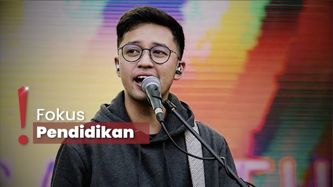 Ezra Mandira Gitaris HIVI! Putuskan Mundur dari Band, Ada Apa?