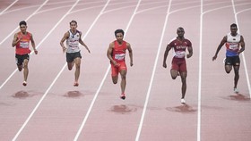 FOTO: Lalu Zohri Melesat ke Semifinal Asian Games 2023