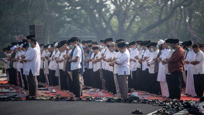 Apakah shalat istisqa memiliki tata cara khusus? Ketahui tata cara shalat Istisqa agar muslim dapat menjalankan ibadah ini dengan benar.