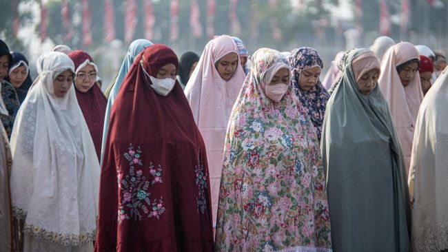 Salat istisqa adalah salat yang dilakukan umat Islam untuk meminta hujan kepada Allah SWT. Lantas, kapan waktu terbaik melakukan salat istisqa?