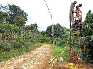 Saat Musim Kemarau, Begini Cara Tukang Sumur Bor Dapatkan Sumber Air Dalam Tanah!