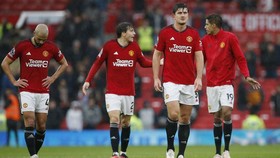 FOTO: MU Kembali Menangis di Old Trafford