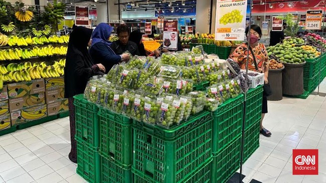 Aneka produk fresh, salah satunya buah anggur muscat hijau yang selalu jadi incaran ini diskon 20% di Transmart besok (21/7).