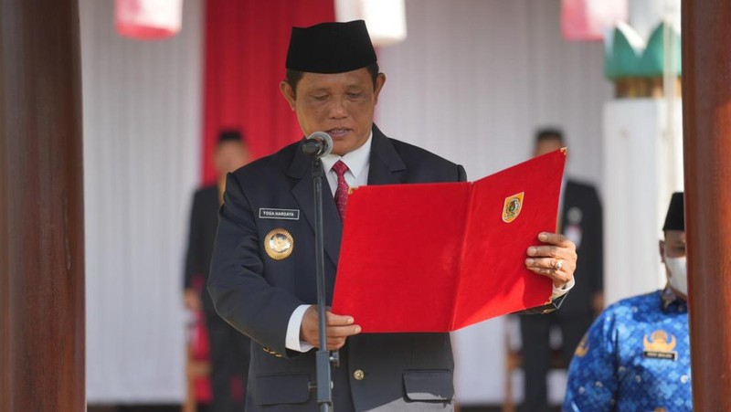 Wakil Bupati Klaten, Yoga Hardaya menjadi inspektur upacara peringatan Hari Kesaktian Pancasila.