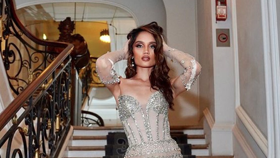 Cinta Laura dan Enzy Storia di Paris Fashion Week