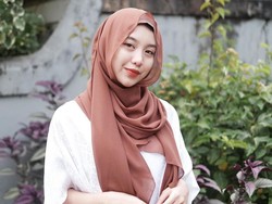 Lirik Lagu Teramini - Ghea Indrawari