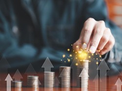 Video: OJK Lihat Investor Saham dan Kripto Mulai Beralih ke Deposito Bank