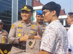 Kapolres Bogor Beri Umrah Gratis ke Warga yang Gagalkan Pencurian Motor