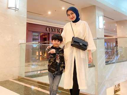 Terpopuler: Potret Melody Prima Usai jadi Single Parent