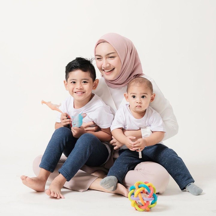 <p>Masih ingat dengan pemain sinetron cantik satu ini? Pada awal 2023, Melody Prima mengejutkan publik lewat kabar perceraiannya dengan Tommy Bagus Setiabudi. (Foto: Instagram@melodyprima)</p>