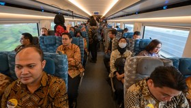 15 Ribu Orang Sudah Naik Whoosh Selama 6 Hari Pengoperasian