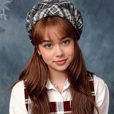 Cerita Rebecca Klopper Perankan Karakter Muslimah di Film Ahlan Singapore