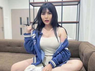 img-title 7 Potret Angela Lee Jadi Saksi Kasus TPPU Gembong Narkoba Fredy Pratama