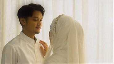 img-title 7 Foto Pernikahan Kedua Dodi Hodiyatullah & Perempuan Berstatus Janda