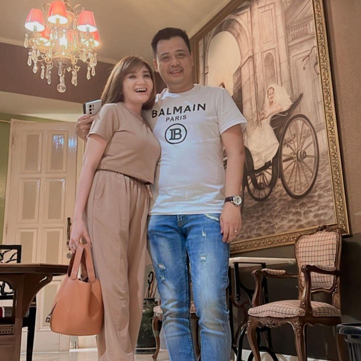 <p>Kiki Amalia diketahui mendapatkan kehamilan pertamanya pada usia 41 tahun. Meski usianya tak lagi muda, Kiki tetap terlihat sehat dan glowing selama kehamilan ini. (Foto: Instagram: @kikiamaliaworld)</p>