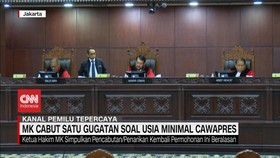 VIDEO: MK Cabut Satu Gugatan Soal Usia Minimal Cawapres