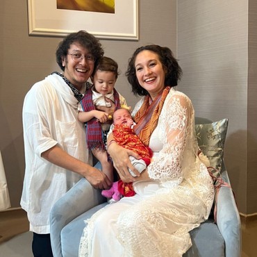 Makna Nama Anak Kedua Nadine Chandrawinata & Dimas Anggara