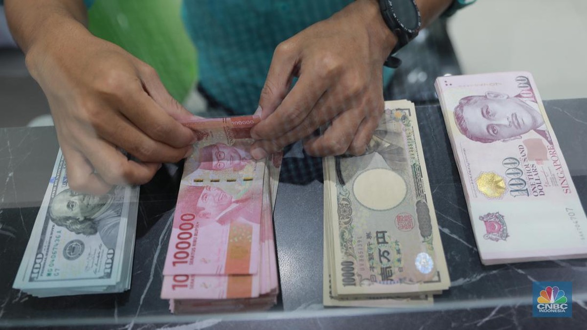 Asia Kebakaran Hebat, Ringgit - Rupiah Paling Parah, 2 Negara Selamat