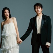 Rayakan Wedding Anniversary ke-10, Lee Bo Young dan Ji Sung Tampil Menawan di Pemotretan Allure Korea