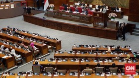 DPR Tunda Paripurna Pengesahan RUU Pilkada