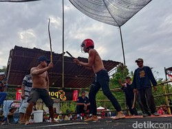 Tradisi Tiban Minta Hujan Digelar di Banyuwangi Setelah 15 Tahun Vakum