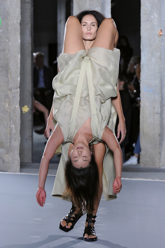 PARIS, FRANCE - OCTOBER 01: A model walks the runway at the Rick Owens Spring Summer 2016 fashion show during Paris Fashion Week on October 1, 2015 in Paris, France. (Photo by Catwalking/Getty Images) PARIS, FRANCE - OCTOBER 01: A model walks the runway at the Rick Owens Spring Summer 2016 fashion show during Paris Fashion Week on October 1, 2015 in Paris, France. (Photo by Catwalking/Getty Images)