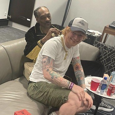 Kebanyakan Merokok Ganja bareng Snoop Dogg, Ed Sheeran Alami Sakit Mata