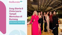 Enzy Storia & Cinta Laura Tampil Memukau Di Runway Paris Fashion Week 2023