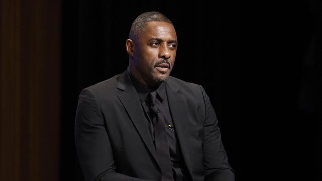 Idris Elba ngaku menjalani terapi setahun terakhir karena memiliki kebiasaan gila kerja dan membuatnya jauh dari keluarga.