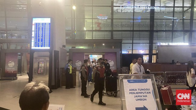 Menteri Pertanian Syahrul Yasin Limpo disebut telah melewati pemeriksaan bagian imigrasi Bandara Soekarno Hatta pukul 18.46 WIB.