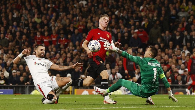 Berikut jadwal siaran langsung Galatasaray vs Manchester United yang akan jadi pertandingan penentuan nasib Setan Merah di Liga Champions.