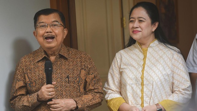 Jubir merespons Sekjen PDIP Hasto yang memberi sinyal JK akan diajak bergabung dengan Tim Pemenangan Nasional (TPN) Ganjar Pranowo.