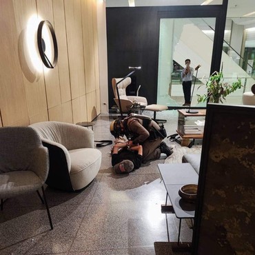 Remaja 14 Tahun Ditangkap Usai Lakukan Penembakan di Siam Paragon Bangkok